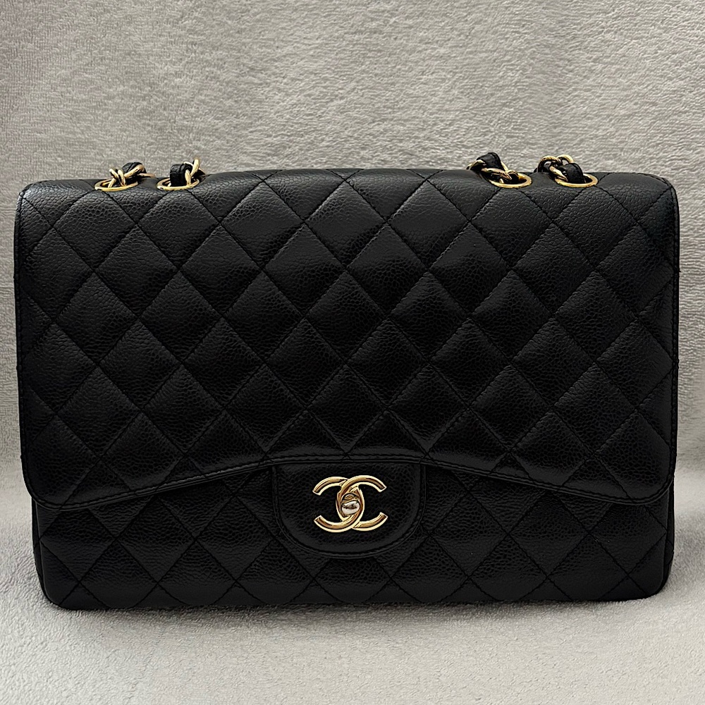 CHANEL Classic Flap Bag Black Caviar Leather VINTAGE AUTHENTIC